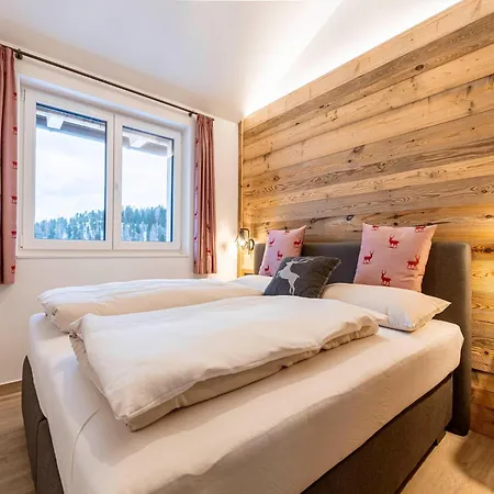 Apartment Near Slope